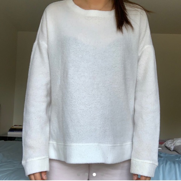 Urban Outfitters BDG Fuzzy sweater - Picture 3 of 5